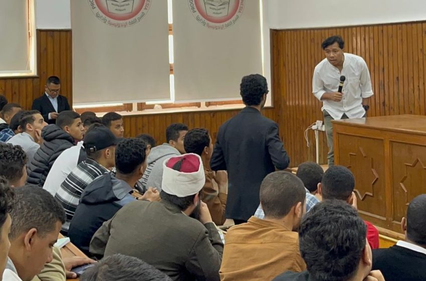  Membaca Sastra Indonesia d(ar)i Kairo