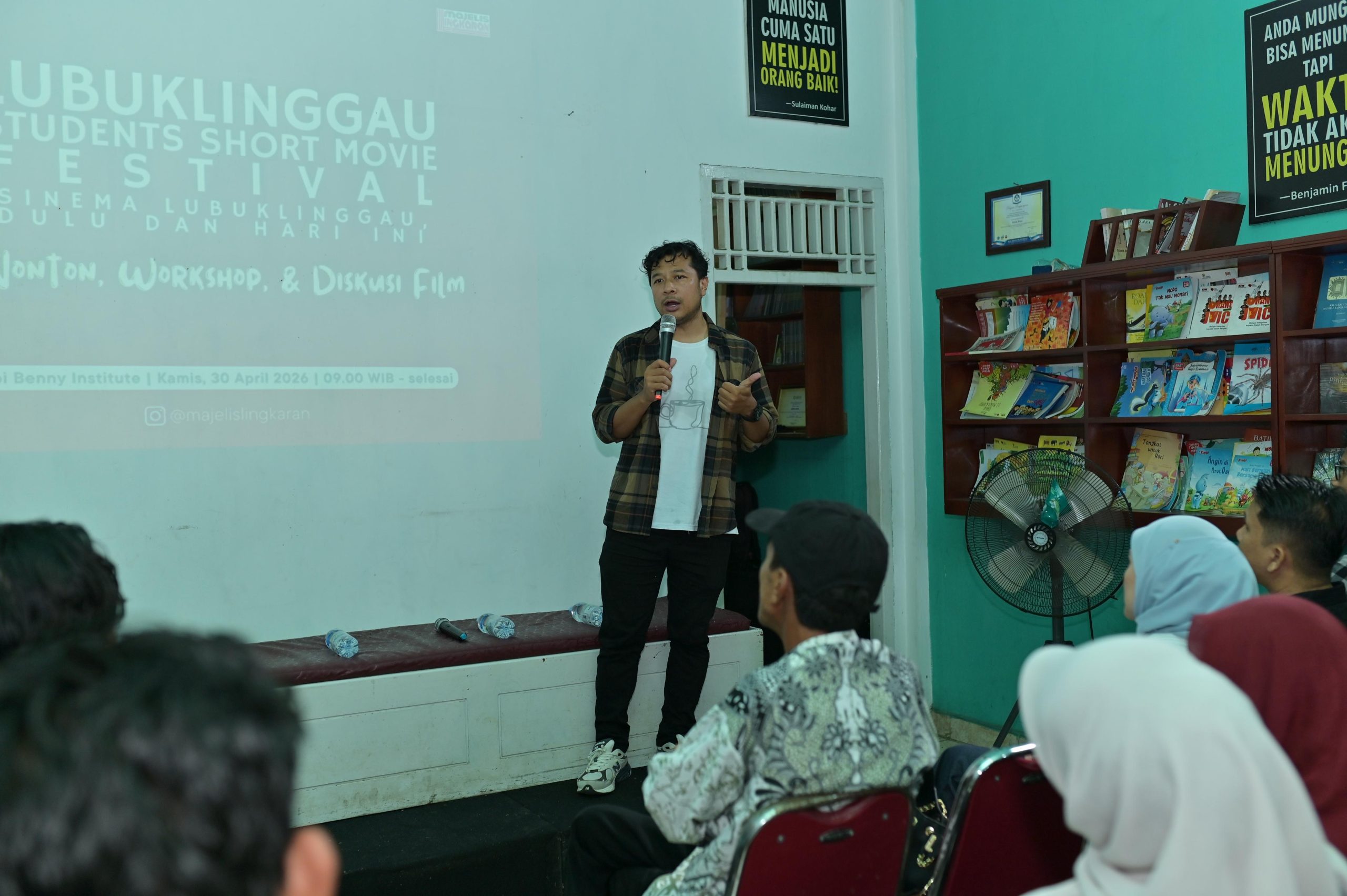 Saya Ingin Jadi Muridmu, Bimbinglah Saya ….
